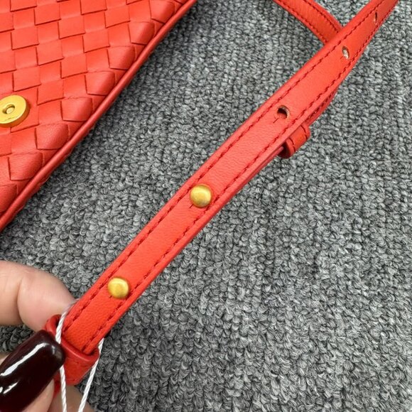 Bottega Veneta Leather Shoulder Bag 450-012425 - Picture 14 of 14